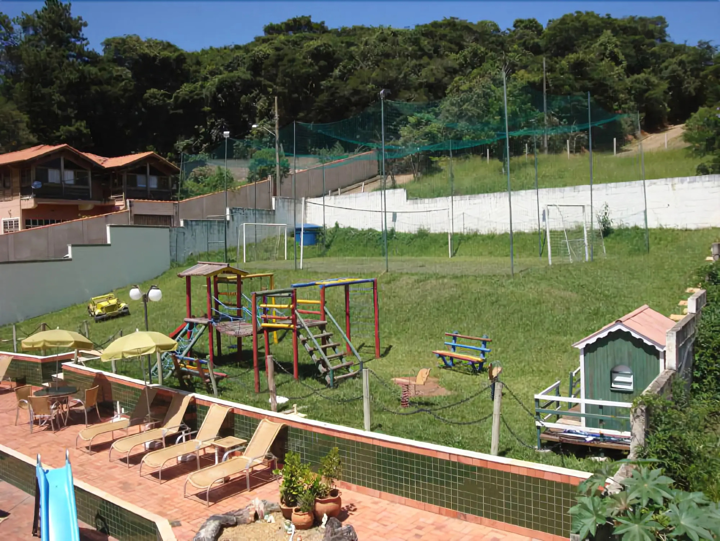 Summit Lago Hotel