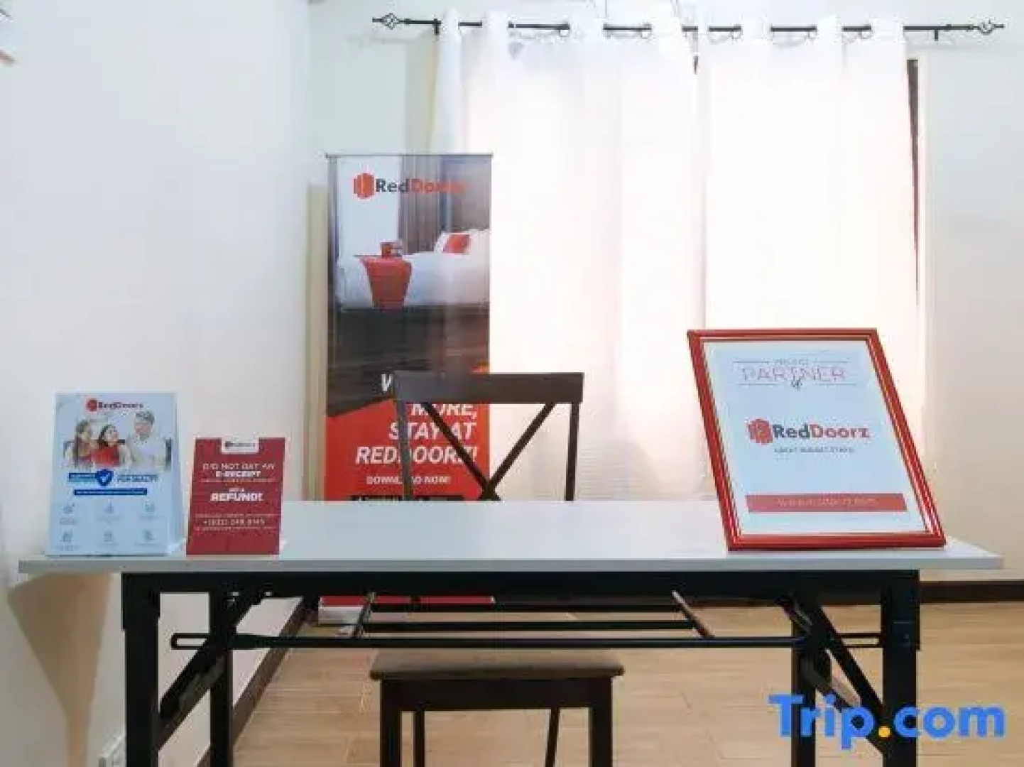 RedDoorz @ David's Travellers Inn Cavite