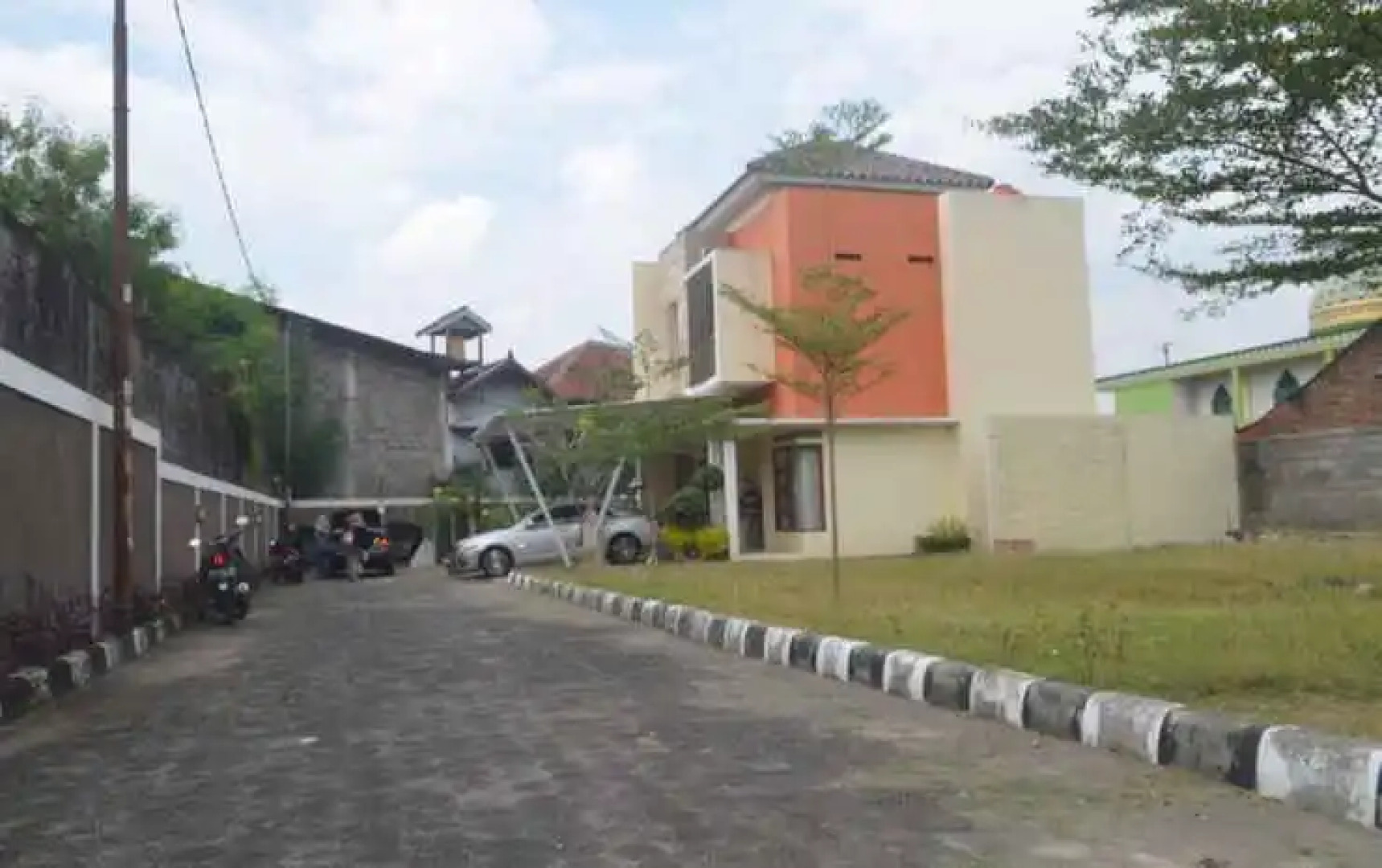 3 BEDROOMS for SAKINAH FAMILY 3BR HOMESTAY