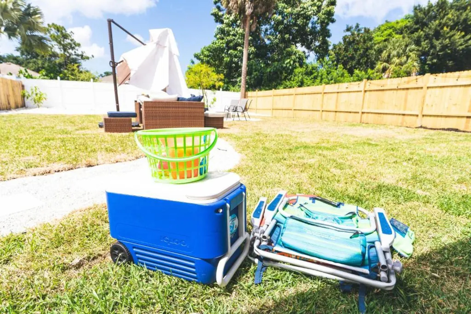 Golfers Paradise 4-hole PUTT-PUTT, 3b-2b home huge backyard, hammock