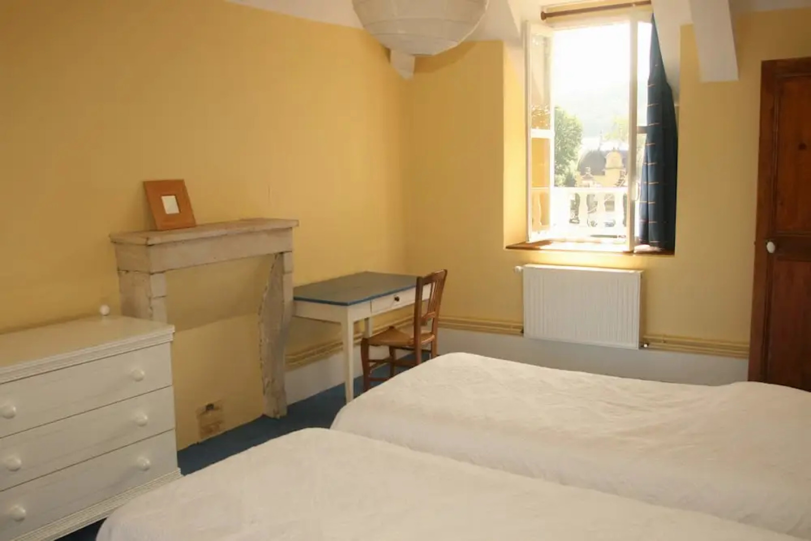 Le pavillon du château de Prye