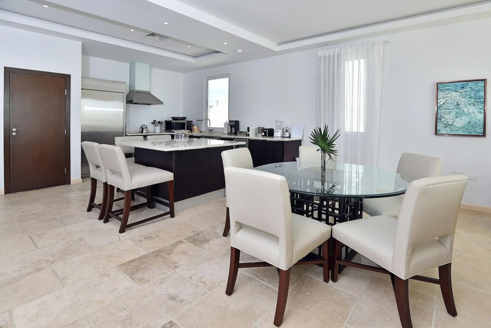 Coral Beach Club Villas & Marina