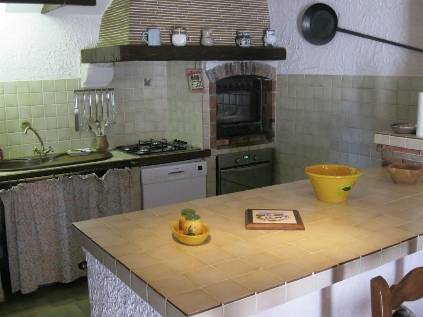 Charming Holiday Home in Draguignan with Swimming Pool