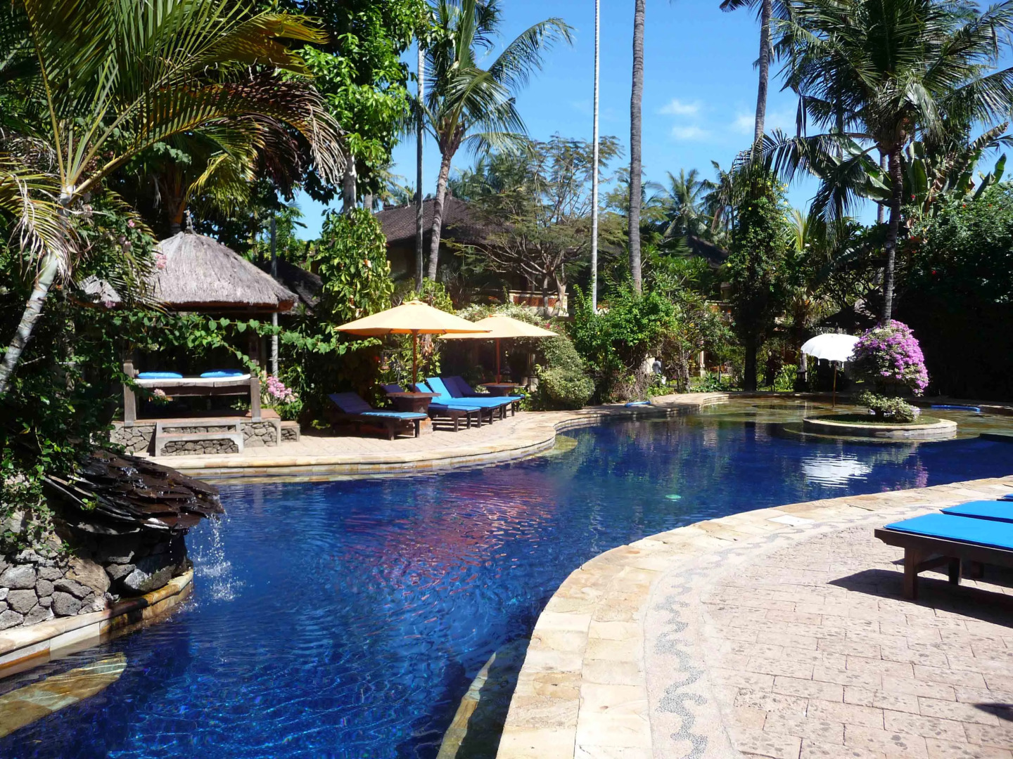 Rambutan Lovina Hotel