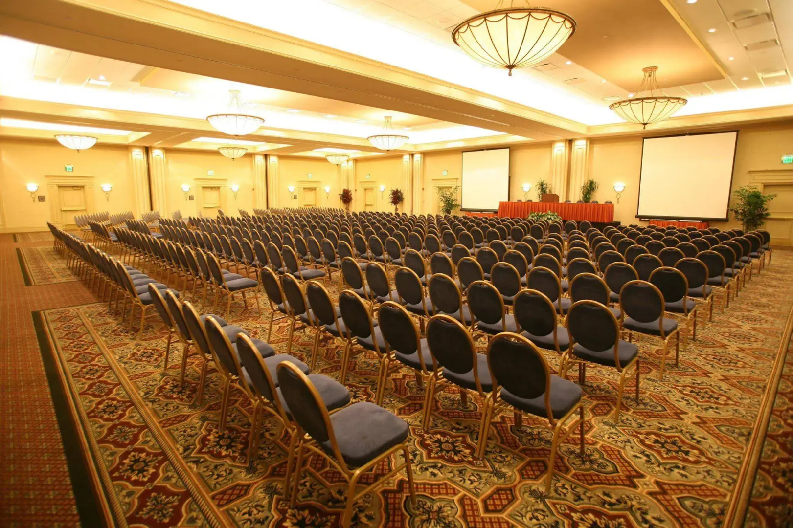 Hilton Garden Inn Suffolk Riverfront