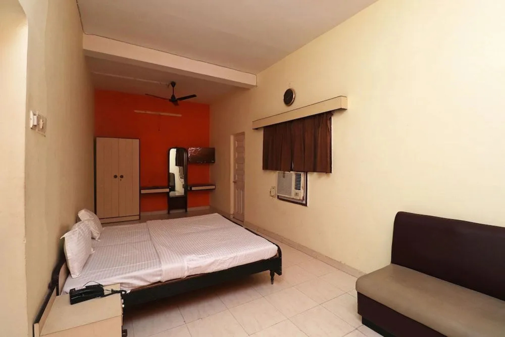 OYO Flagship 37028 Hotel Sheela