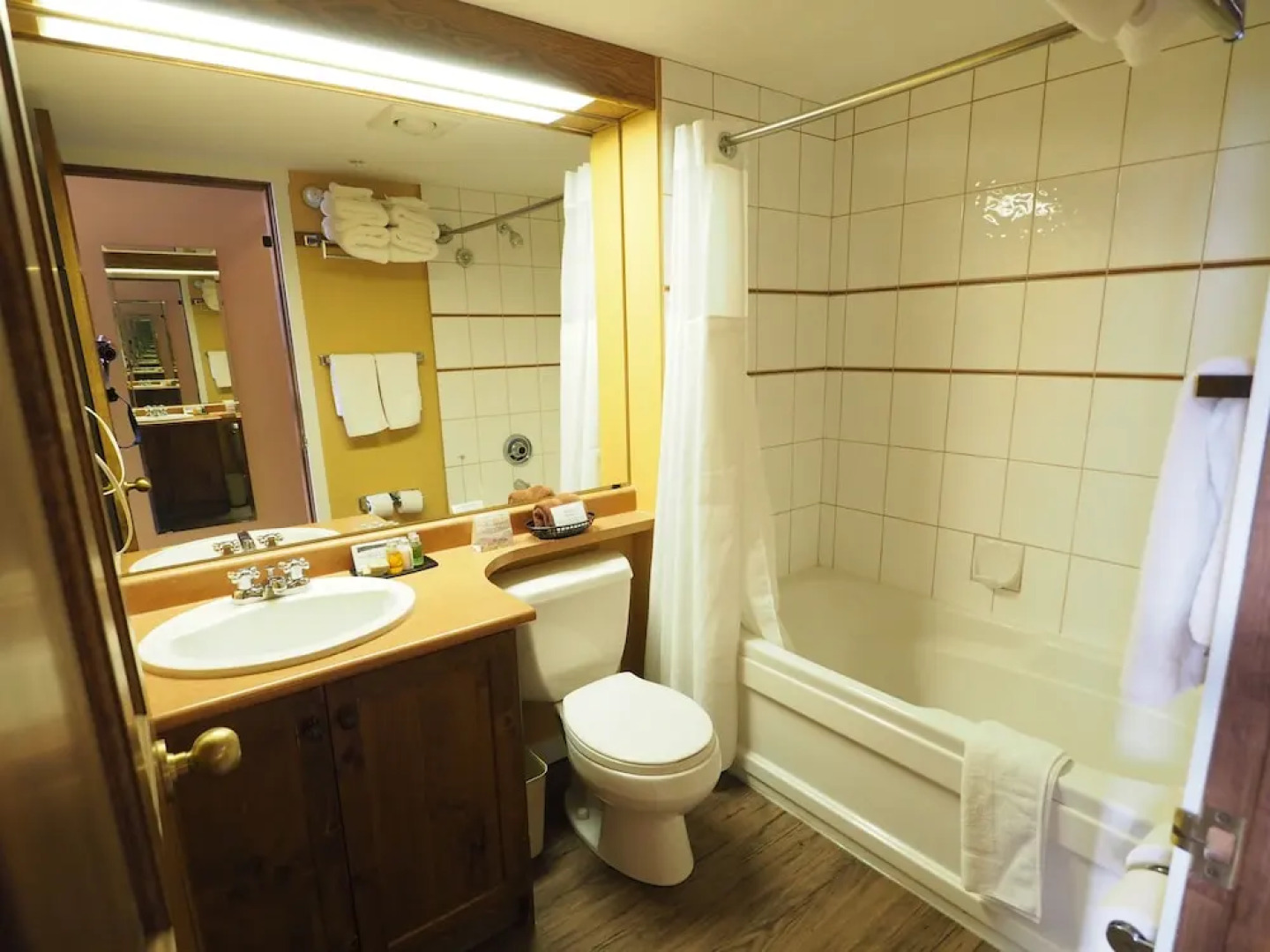 Apex Mountain Inn Studio Loft Suite 418 1 Bedroom 0.5 Bathroom Condo