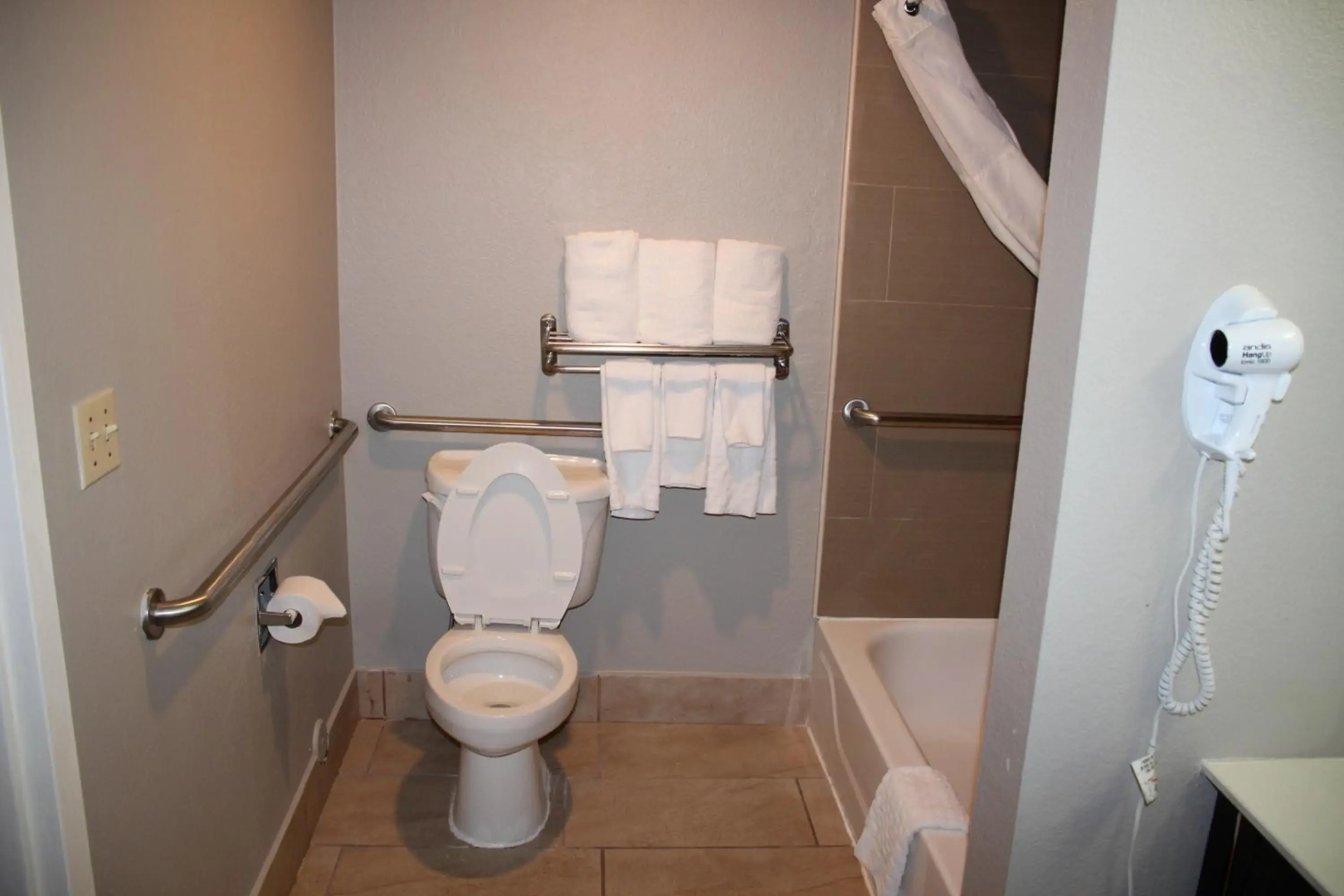 Boca Suites Deerfield Beach, SureStay Collection by BW