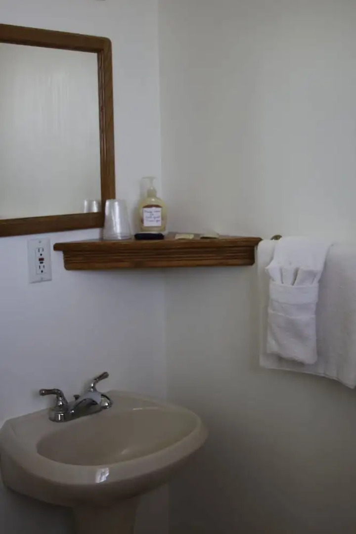 Sleep For Less Motel