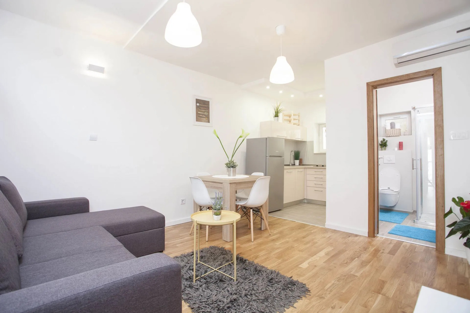 Apartment Maja - 50 m from beach : A2 Makarska, Riviera Makarska