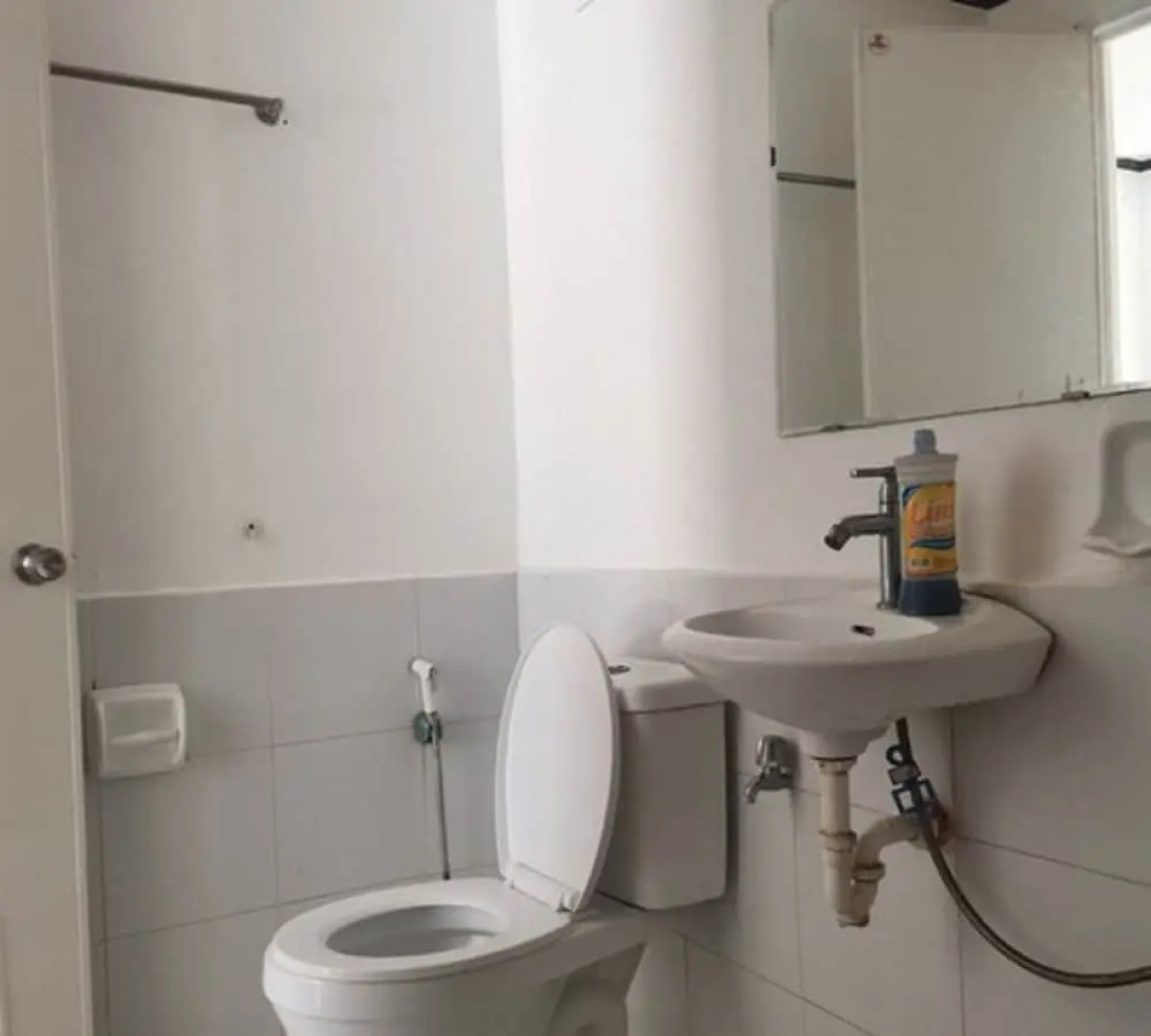 Binubusan Beach Hotel & Resort