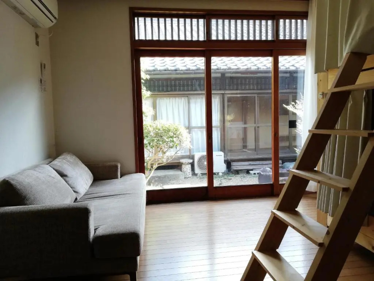 Yuzan Guesthouse - Hostel