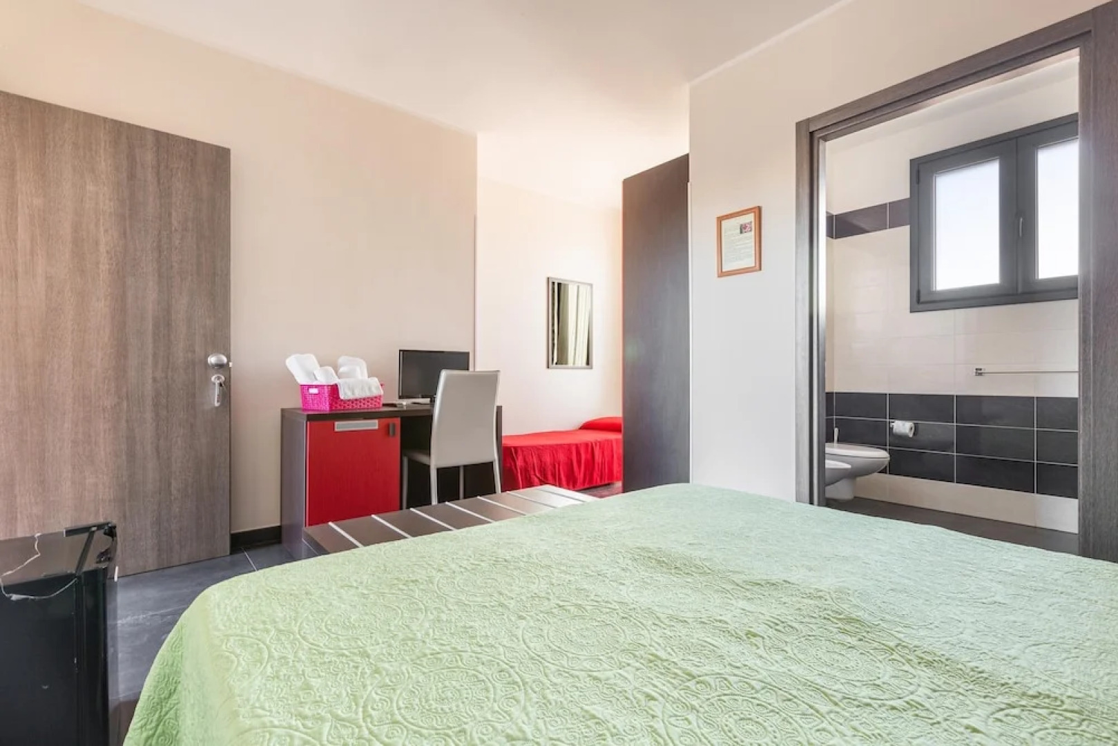 2889 B&B Terra dei Fiori - Camera Tripla con Balcone by Barbarhouse