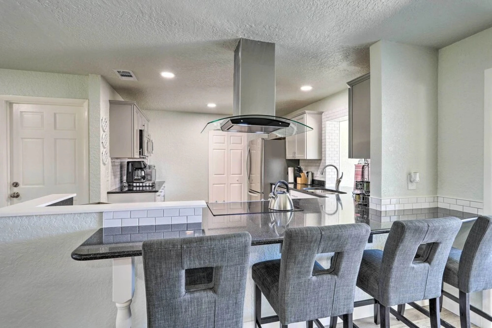 Pet-friendly Merritt Island Home w/ Heated Pool