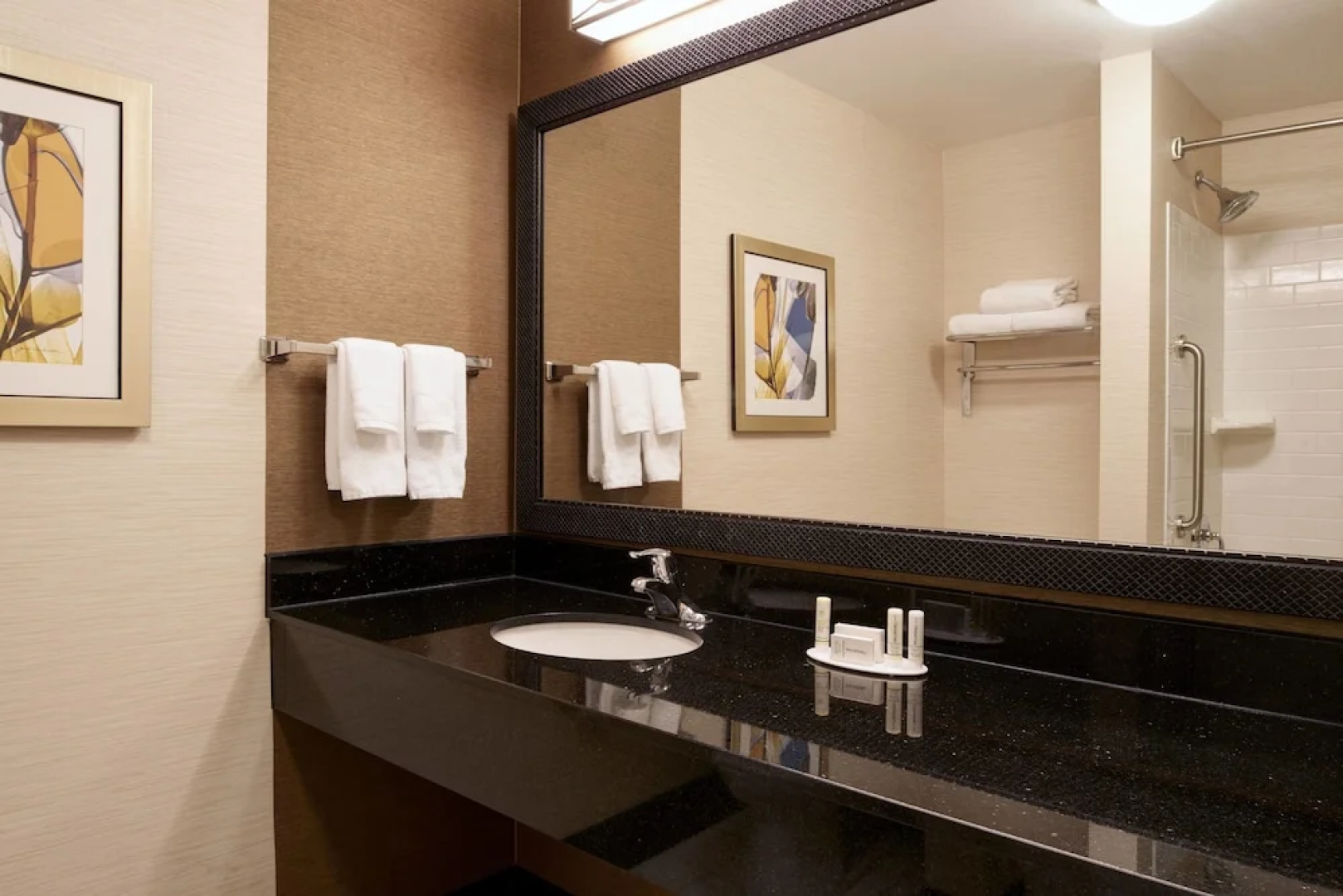 Fairfield Inn & Suites New Buffalo