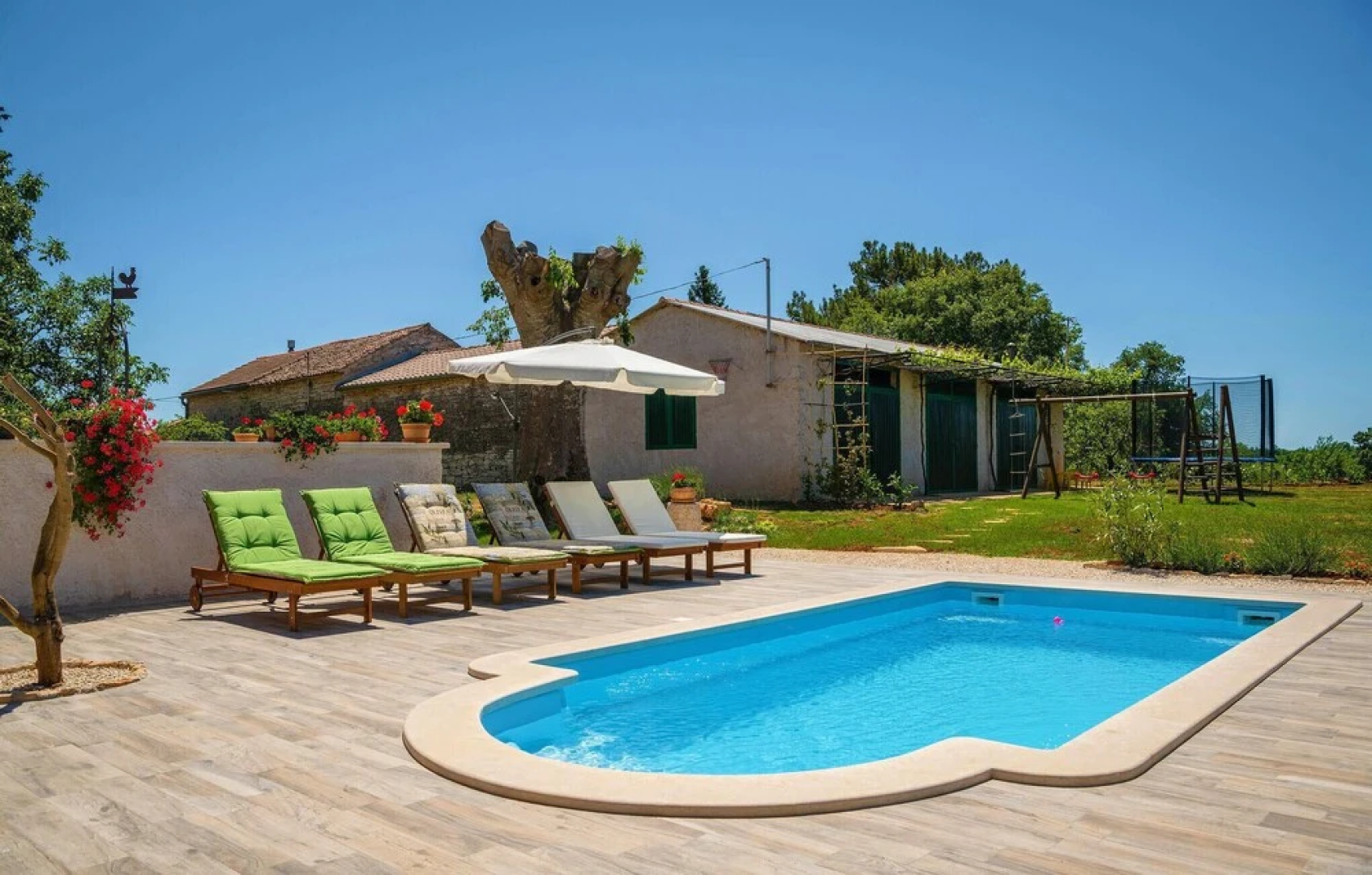 Awesome Home in Marcana With Wifi and 1 Bedrooms
