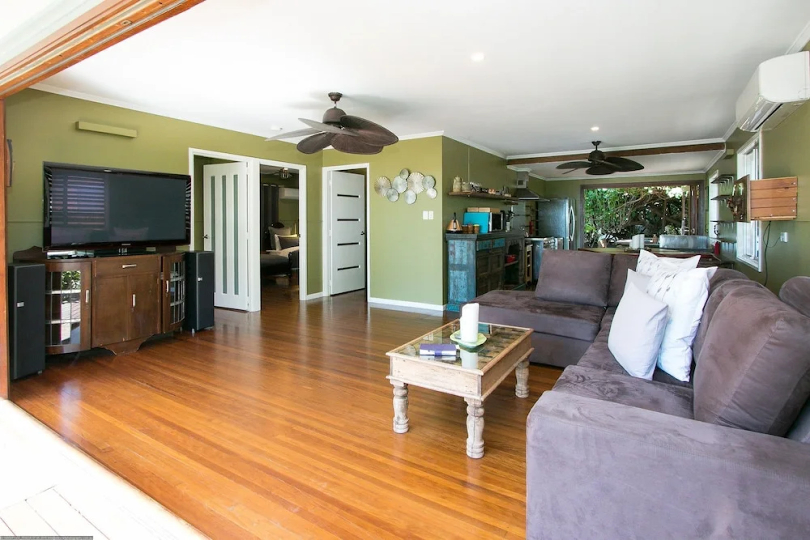 The Beachside Cottages