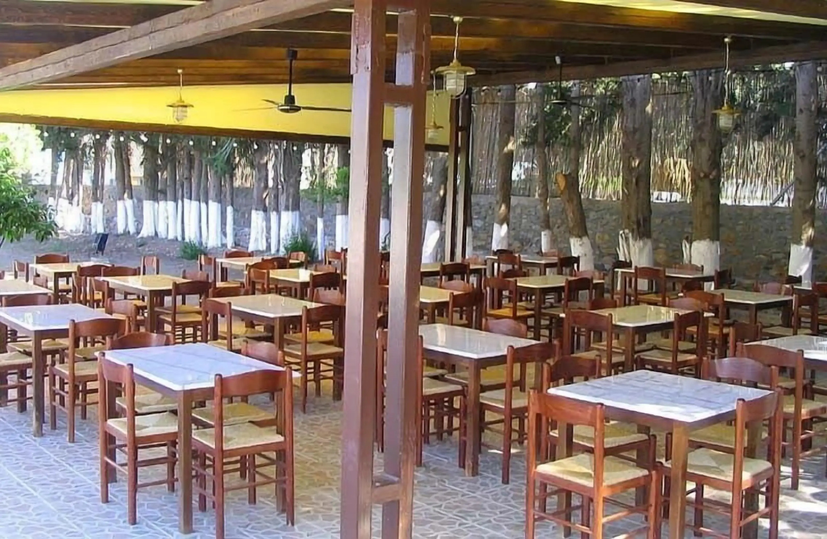 Magda's Kamares