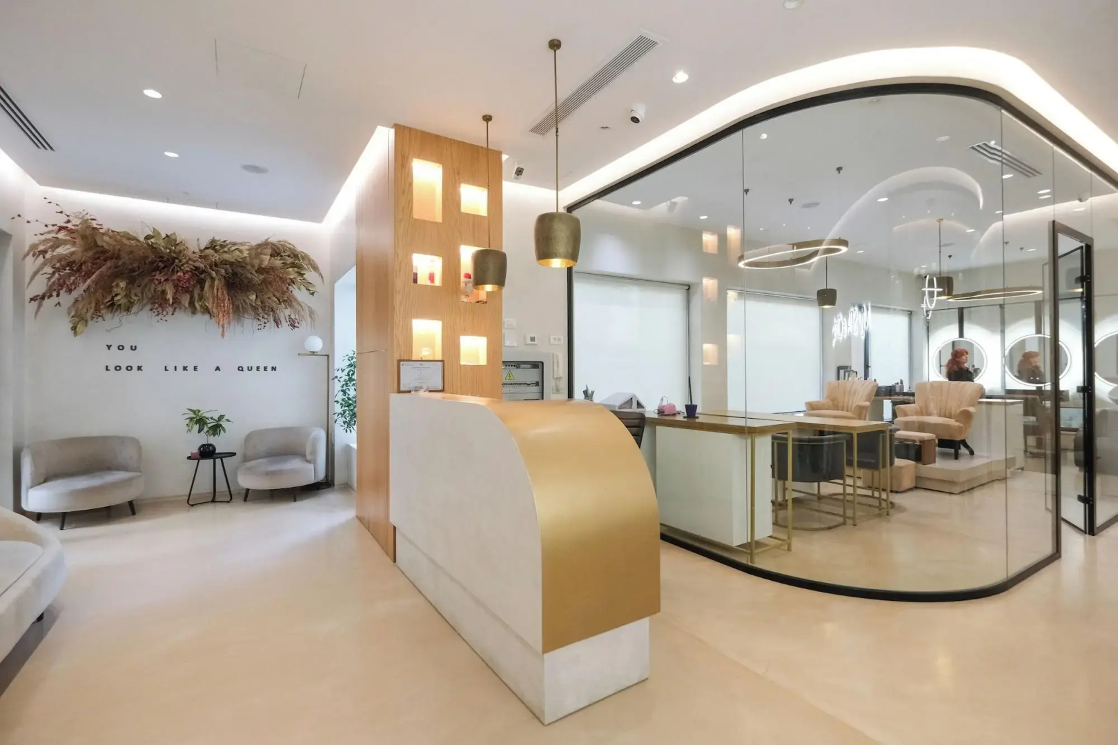 Golden City Hotel, Tirana