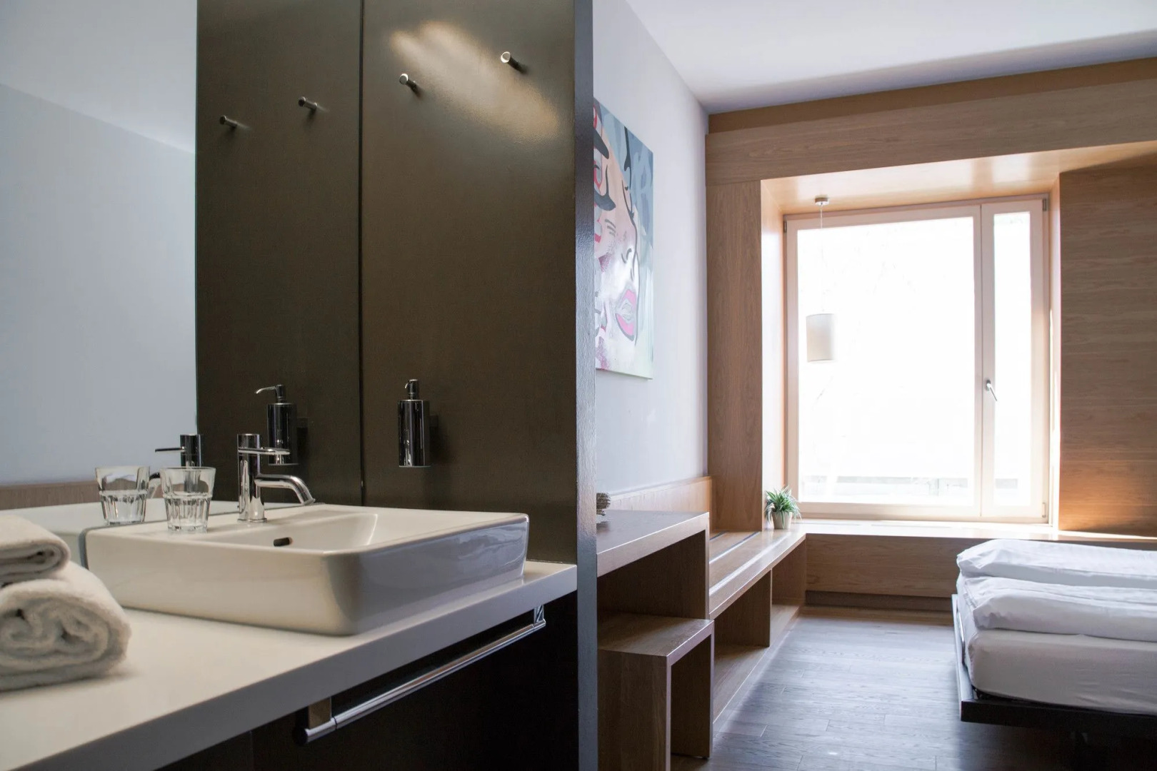 Hotel & Lounge by Hyve Basel SBB