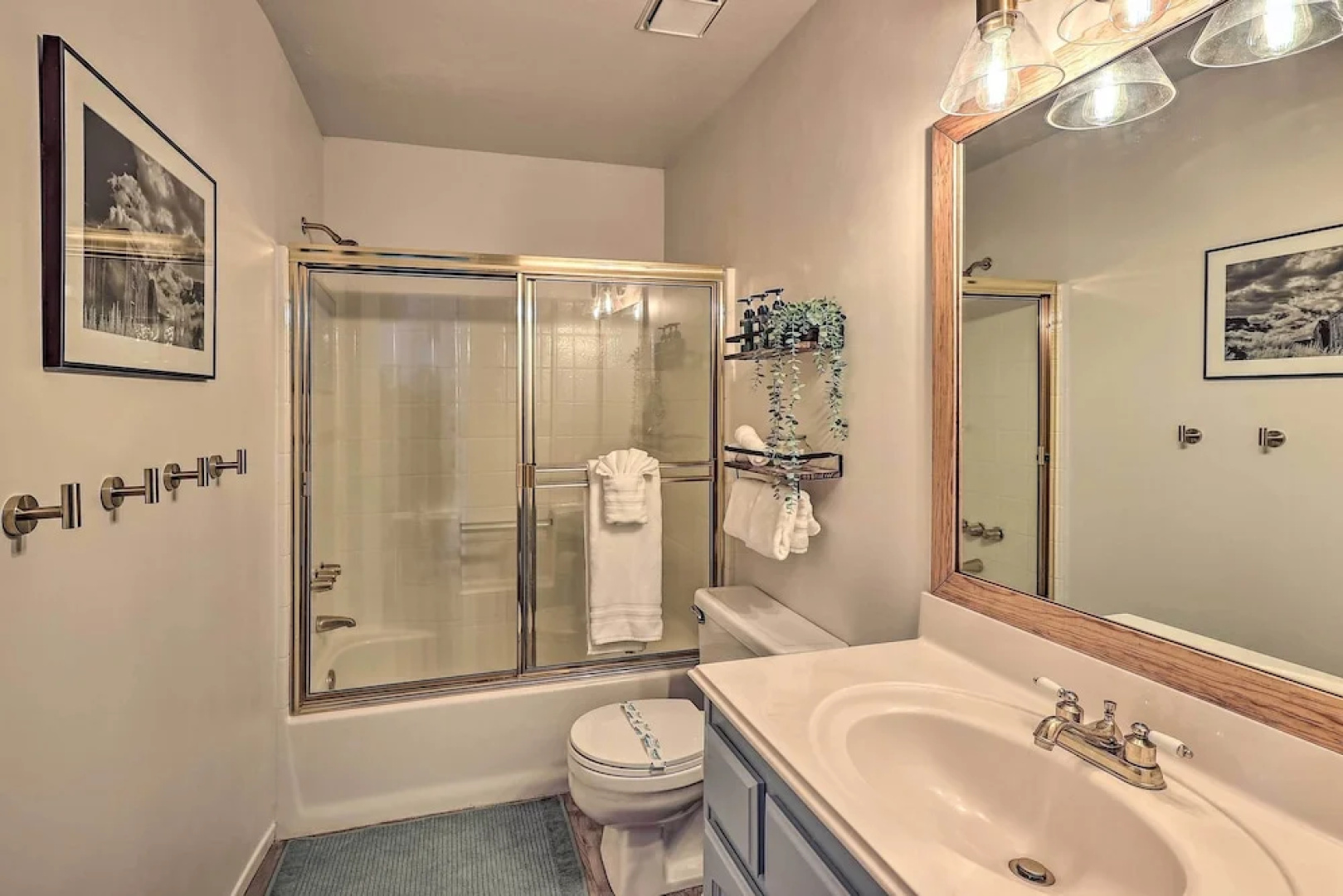 Calming Twin Peaks Family Retreat w/ Views!