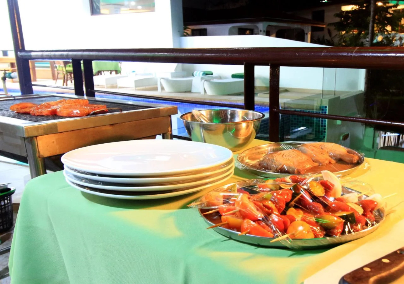 Manarra Seaview Resort