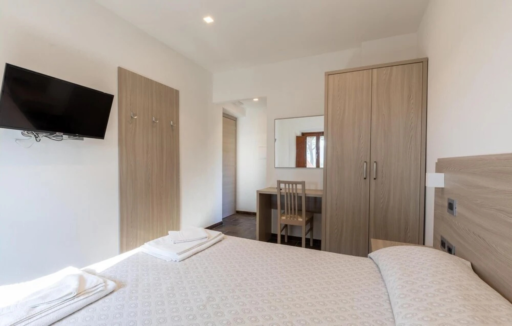 Amazing Home in Passignano sul T With 6 Bedrooms, Wifi and Outdoor Swimming Pool