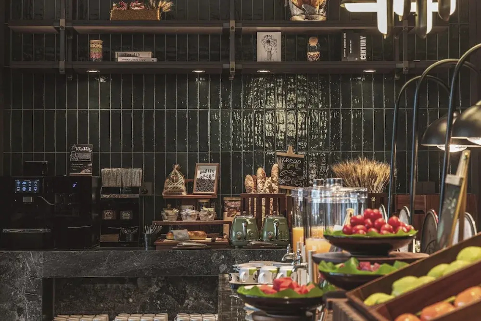 Wanda Moments - Yulin Yuyang