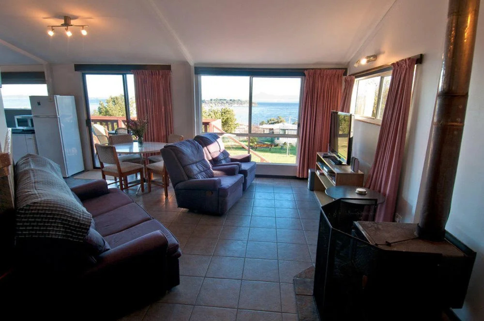 Discover Bruny Island Holiday Accommodation