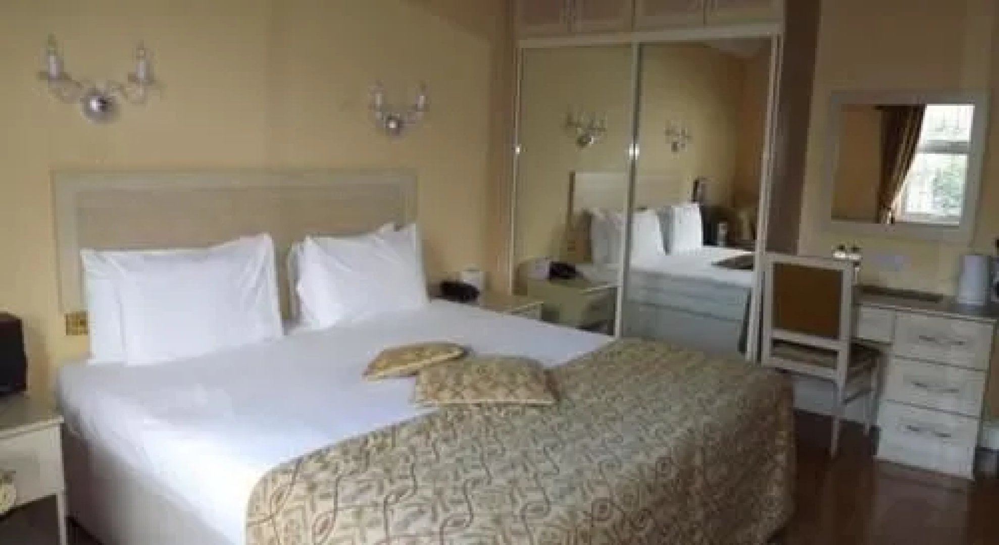 Grand Hotel