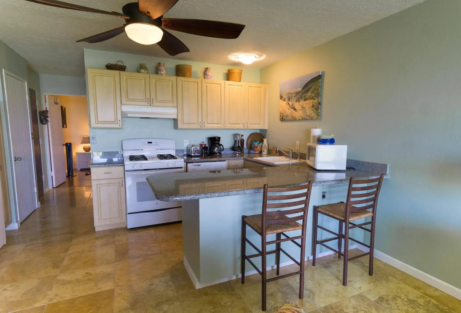 Molokai Vacation Properties – Wavecrest