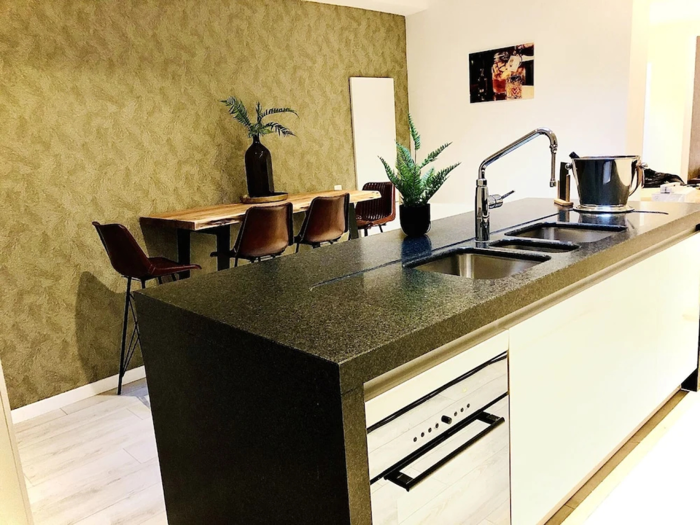 Chic Holiday Home in Nieuwpoort With Whirlpool