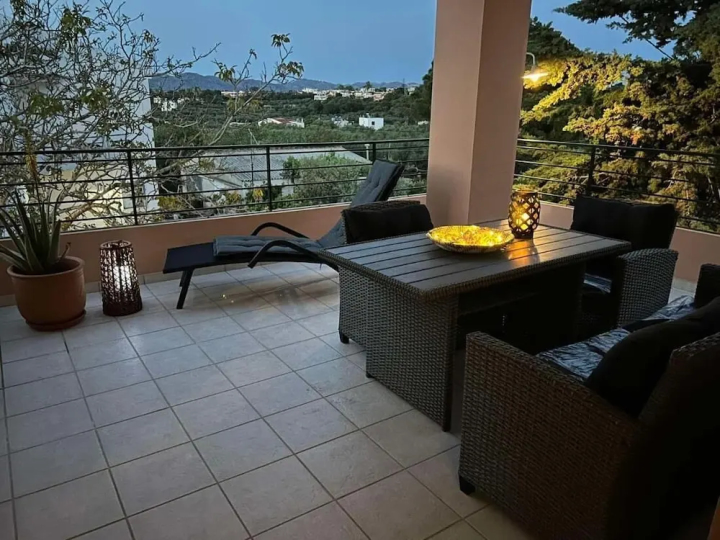 Helen Sweet Home in Kounoupidiana