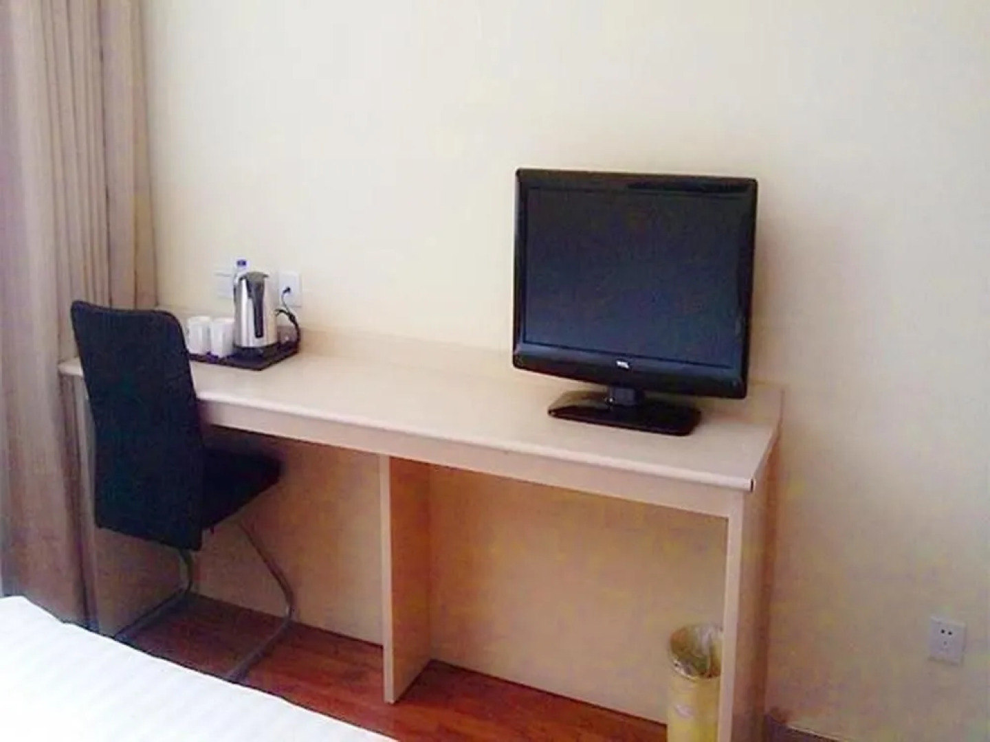 Hanting Express Youyi Road Culture Center