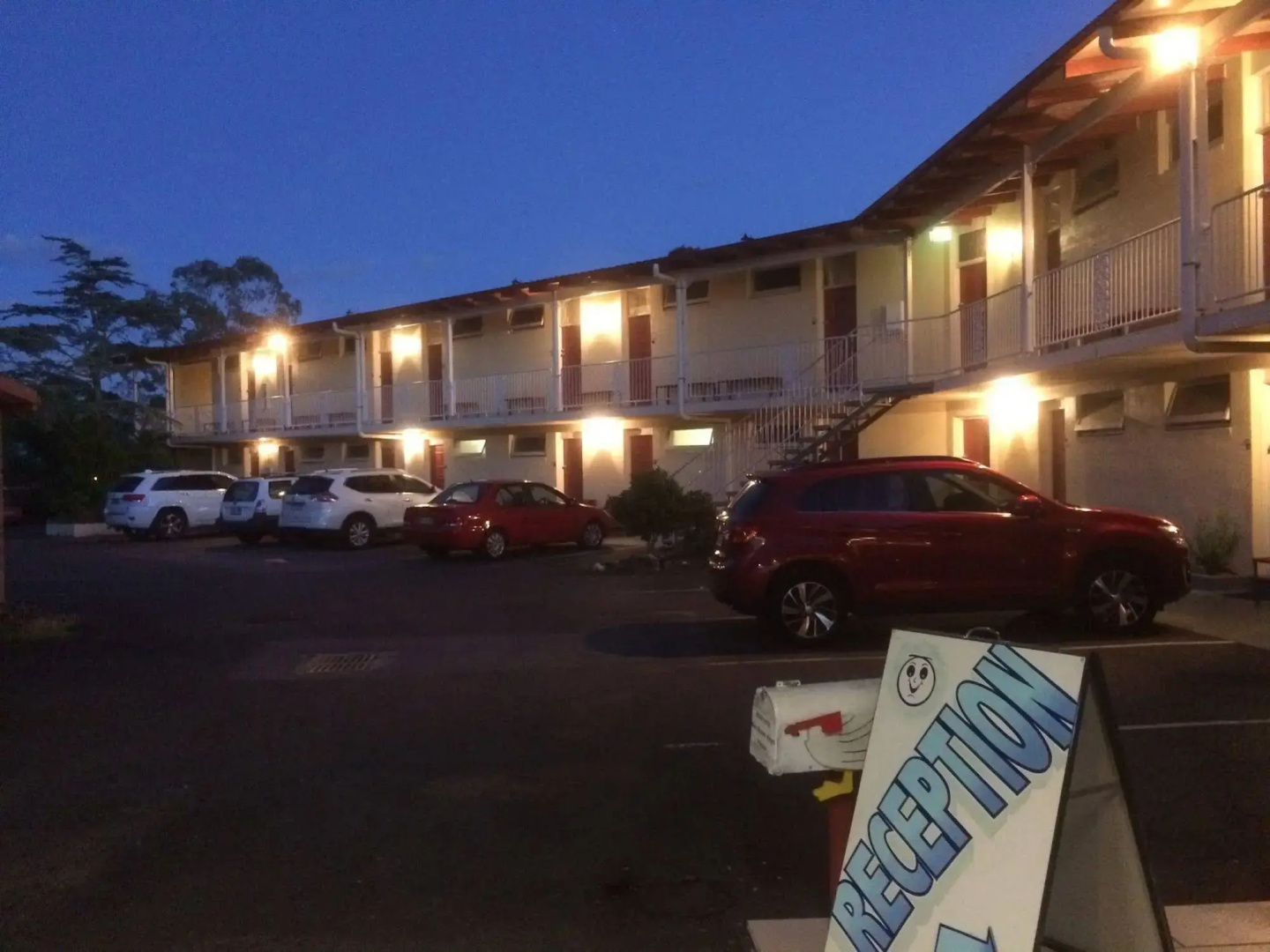 Riverview Motor Inn