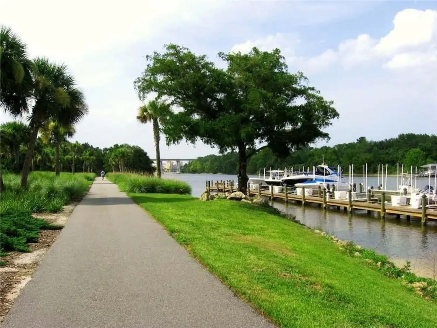 Canopy Walk 1012 - Three Bedroom Condo