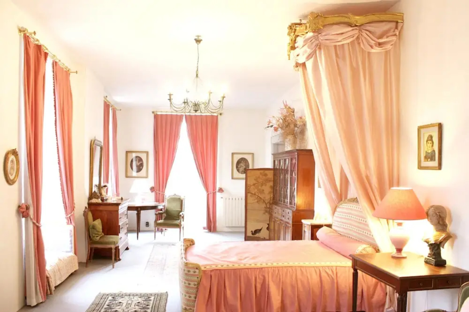 Mansion With 5 Bedrooms in Poligné, With Private Pool, Furnished Garde
