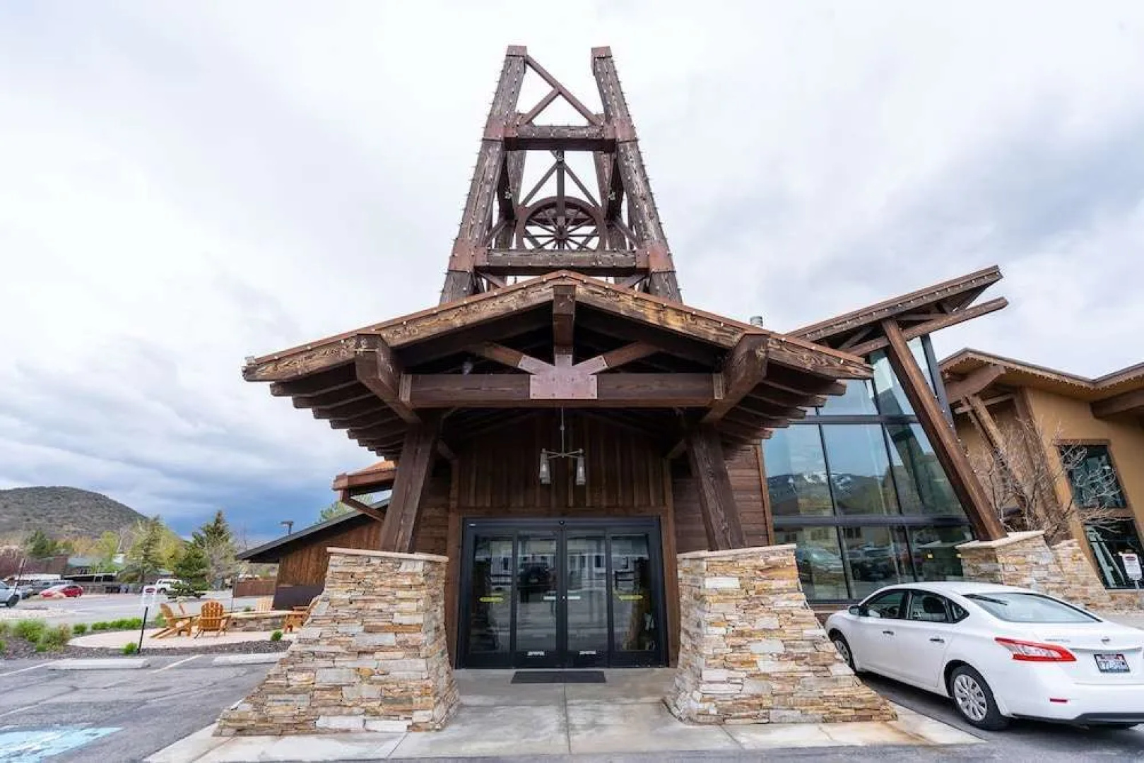 Prospector Lodge by Vacation Roost