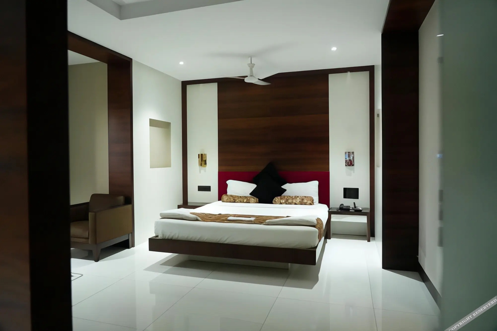Lumbinis Grand Hotel