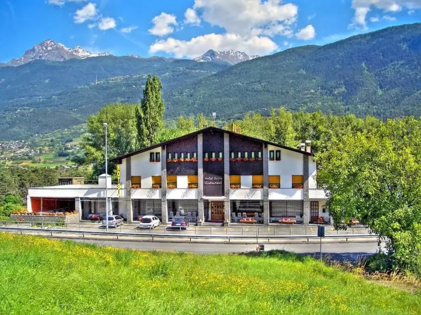 Hotel Sarre