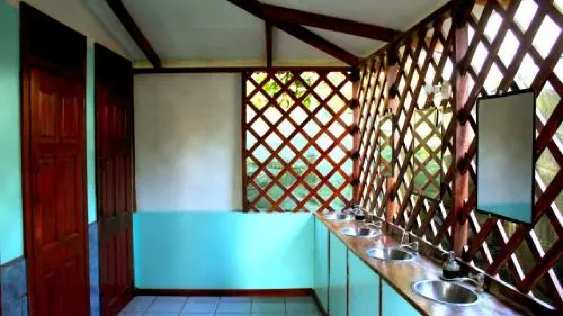 Hakuna Matata Hostel