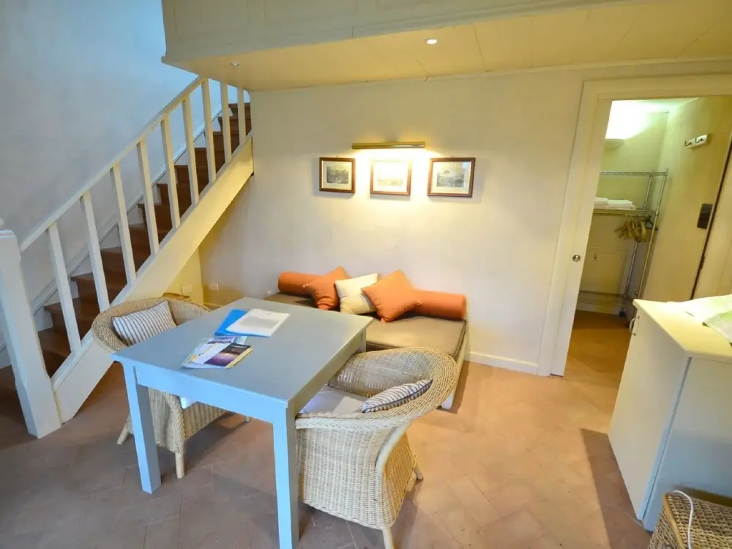 Cosy Apartment on Spacious Agriturismo, Near Beach and Culture