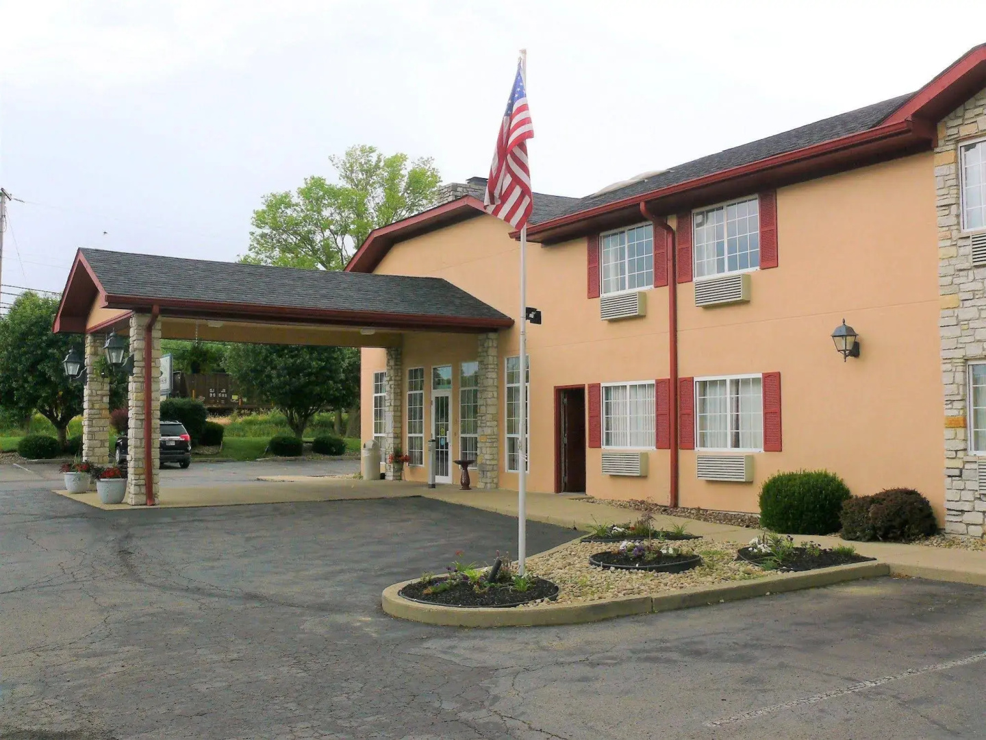 The Woodridge Inn