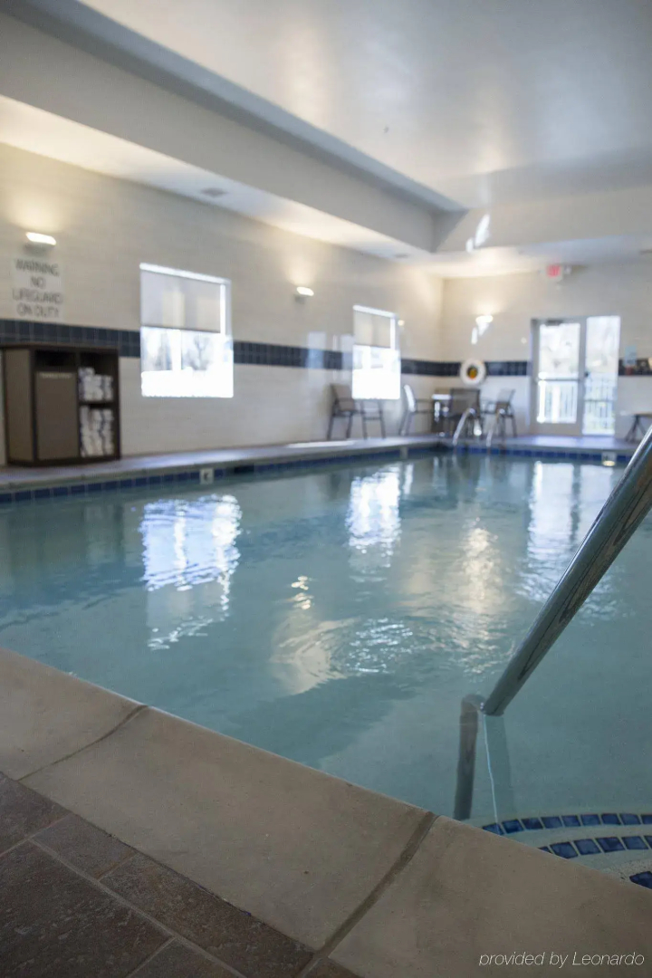 Holiday Inn Express & Suites Edwardsville by IHG