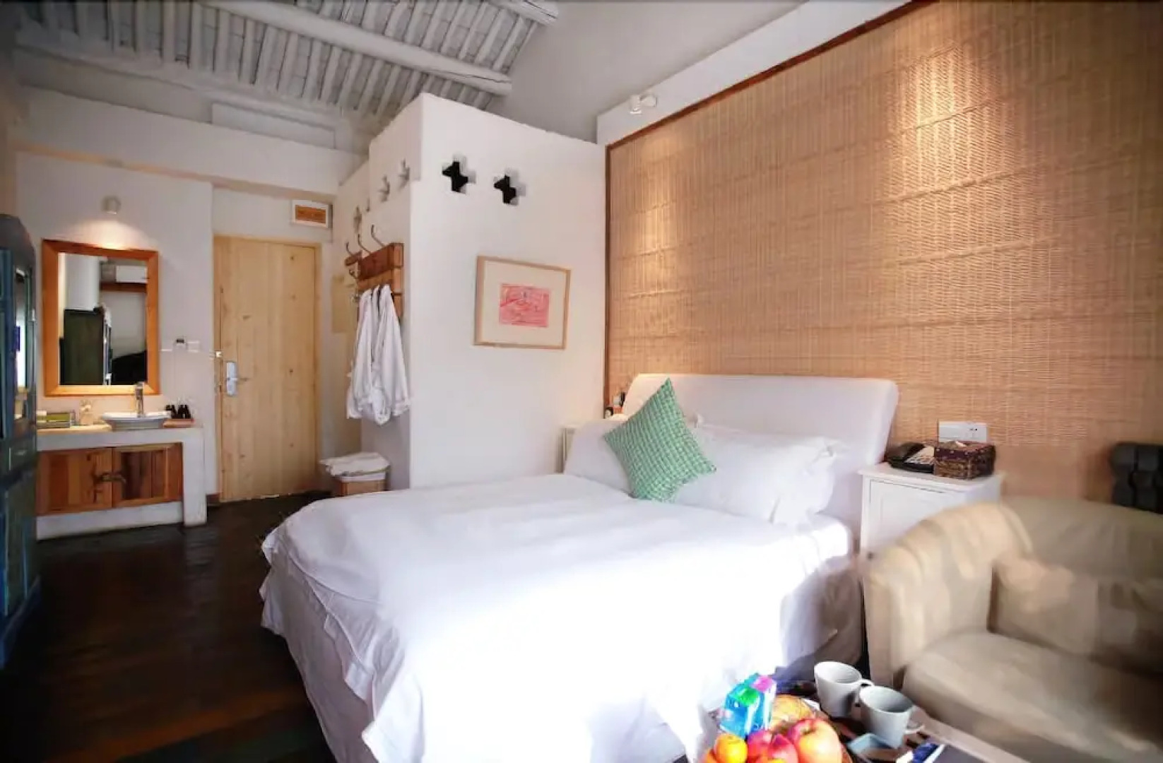 Zuoyouke Theme Hotel