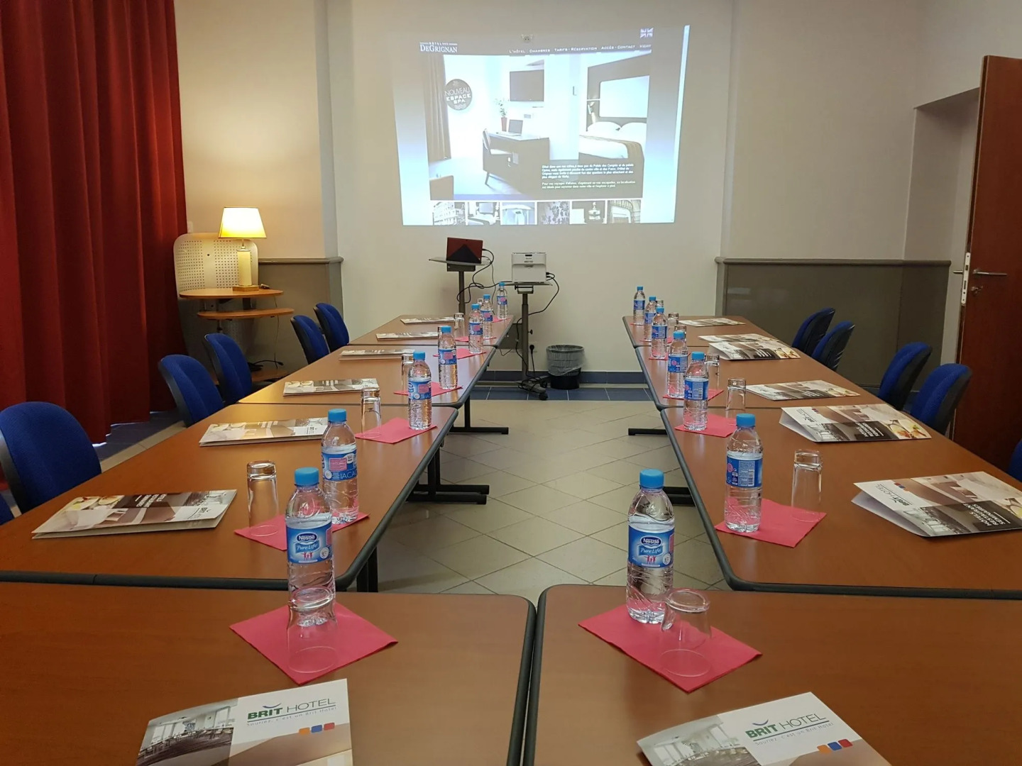 Brit Hotel de Grignan