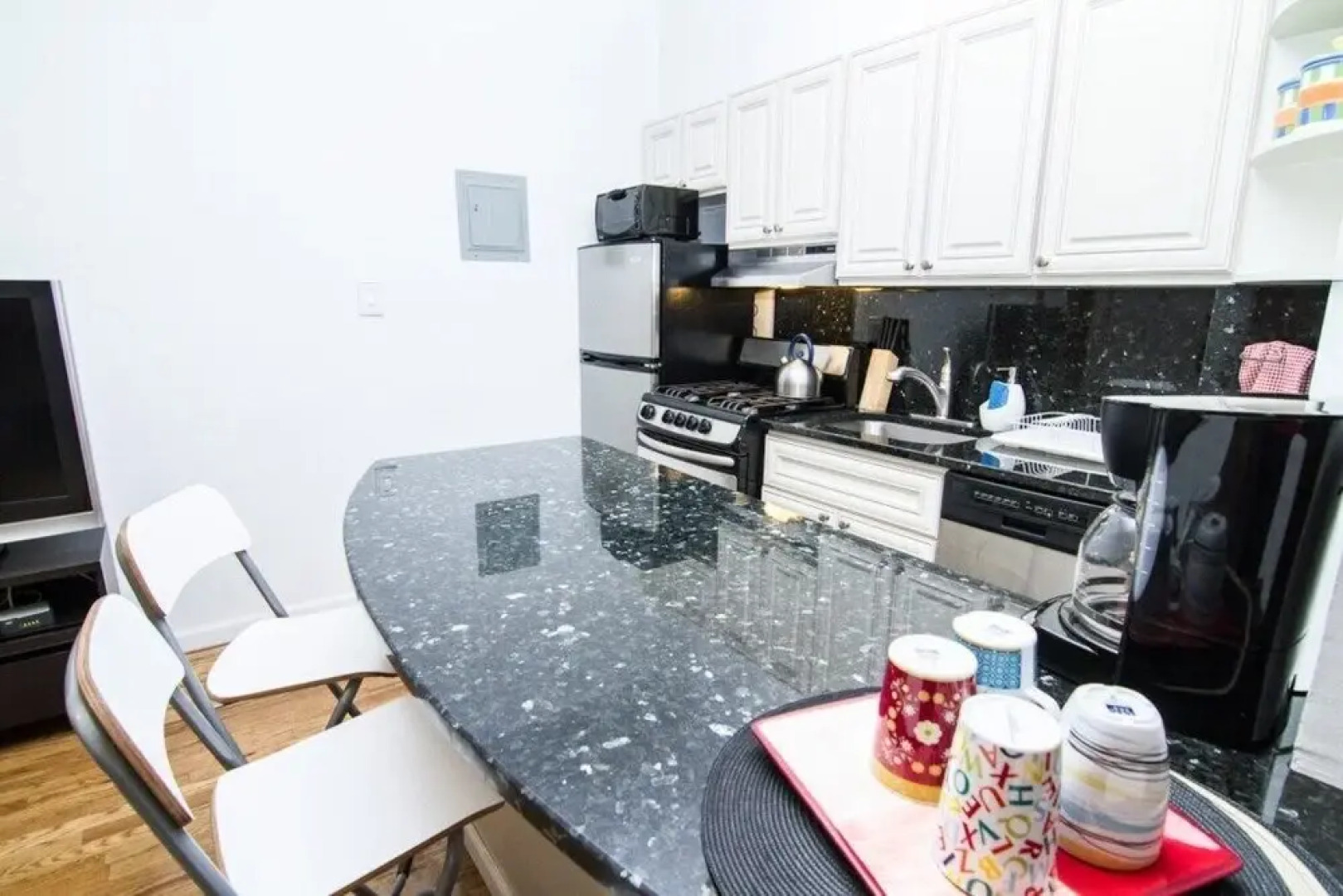 Beautiful 1 Br on Gramercy