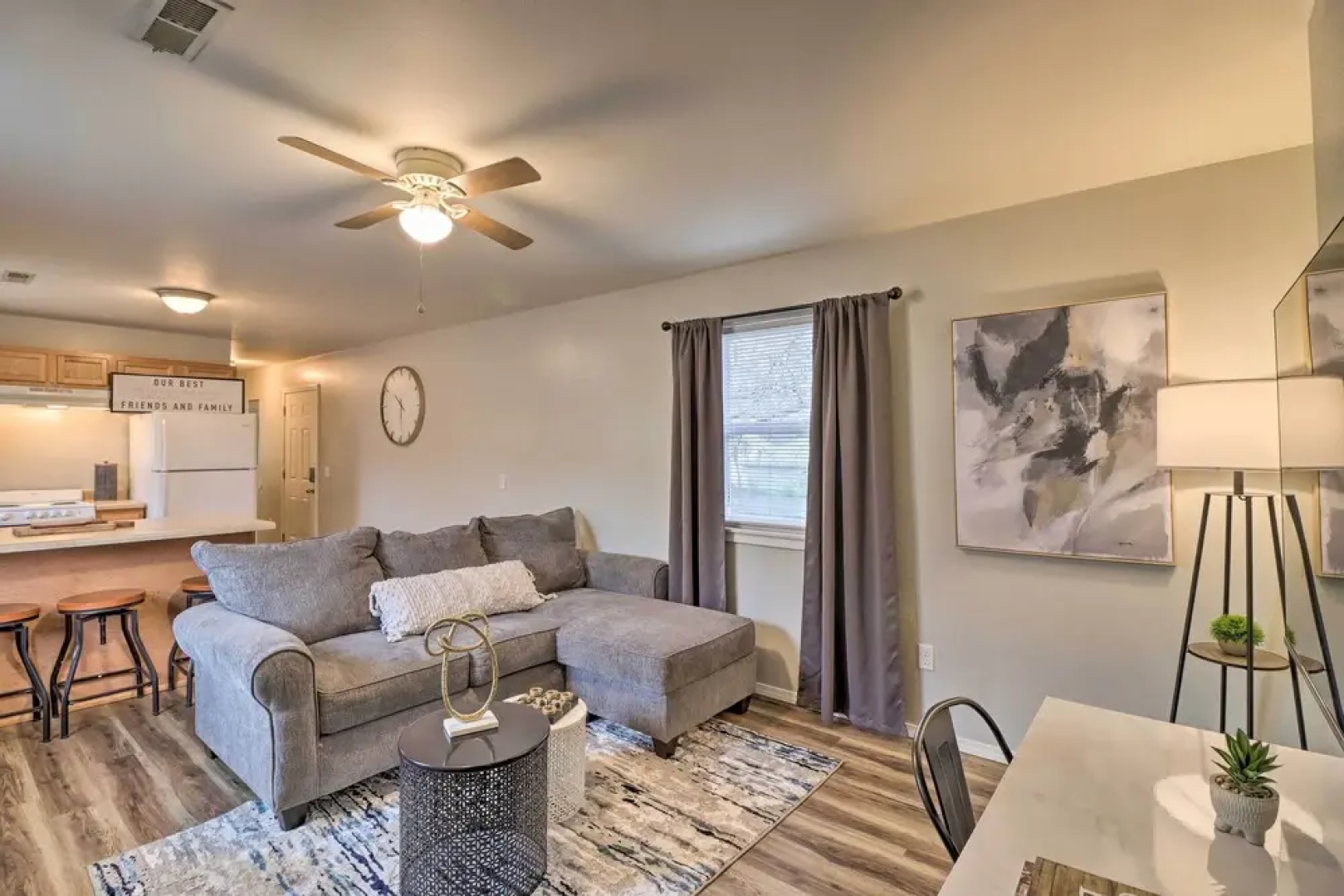 Cozy West Plains Home Near Shopping & Dining!