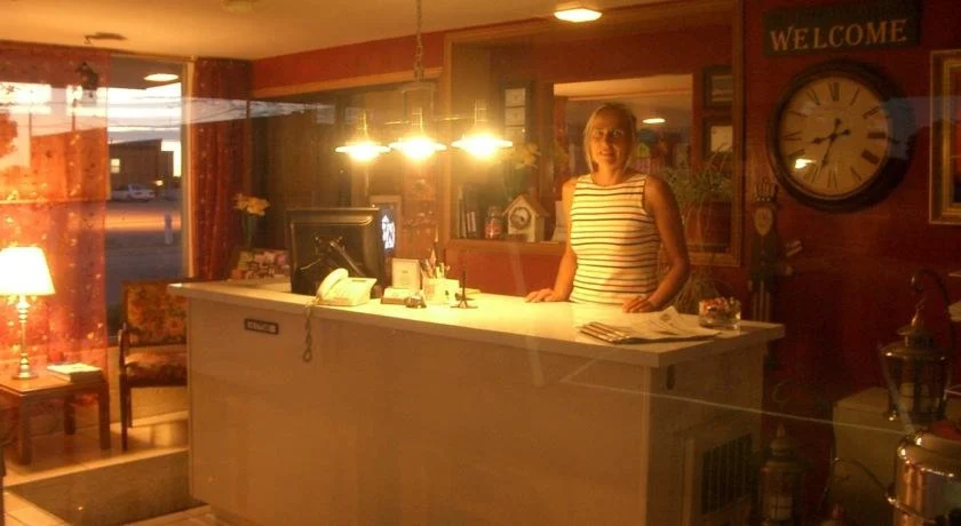 1st Travel Inn Oakley