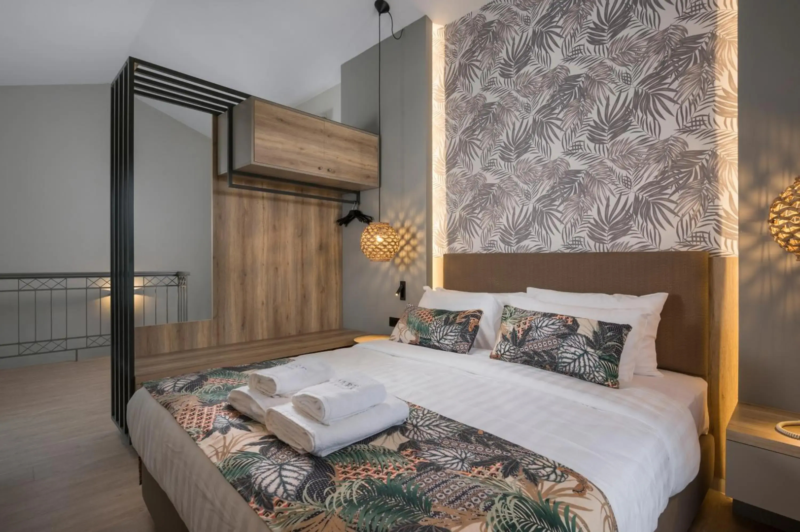 Mare Blue Suites
